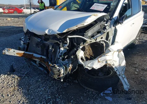 2018 Toyota Rav4 Xle from USA, damaged, VIN 2T3RFREVXJW763817